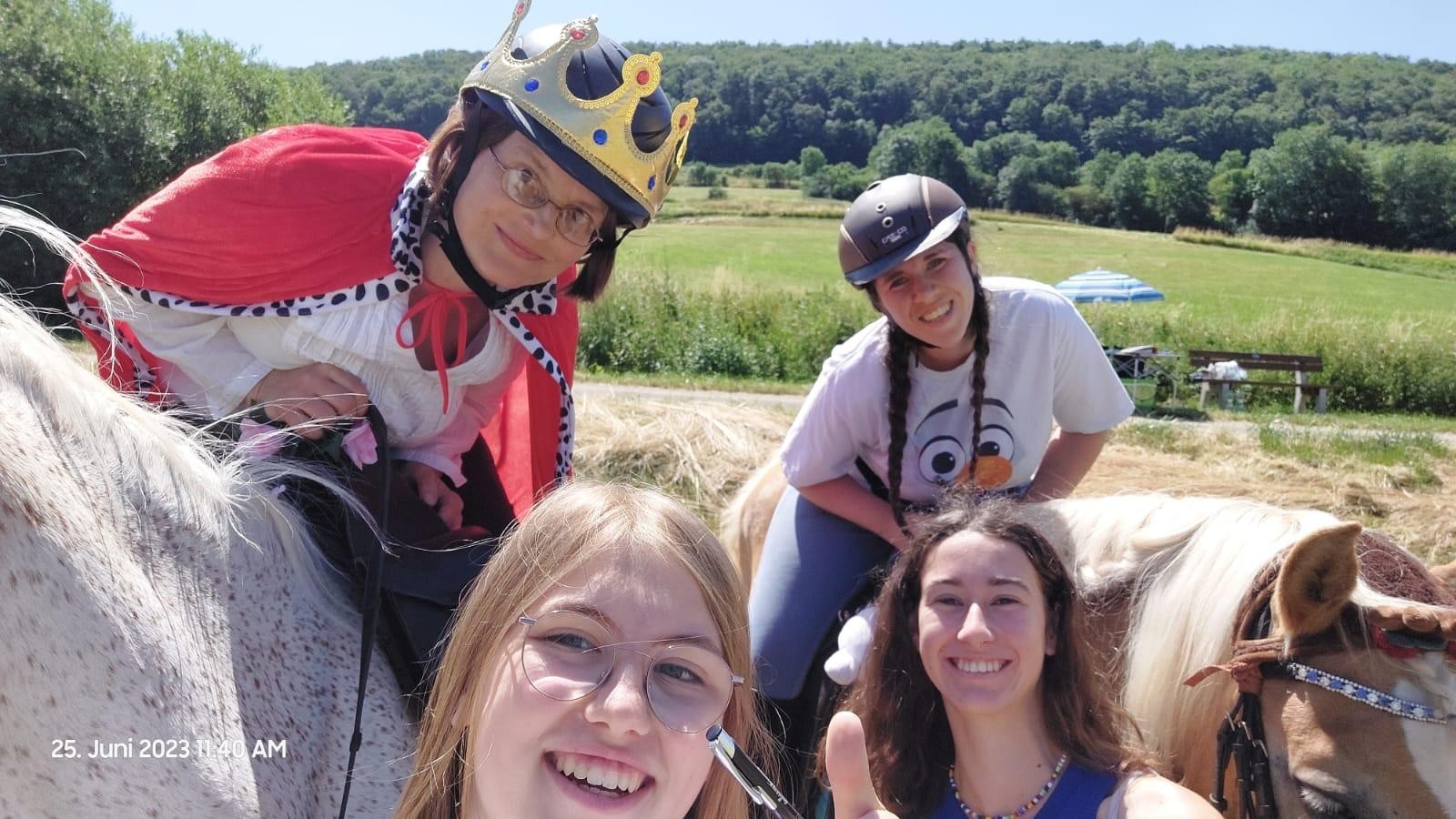 PHOTO-2023-06-28-19-11-42 4